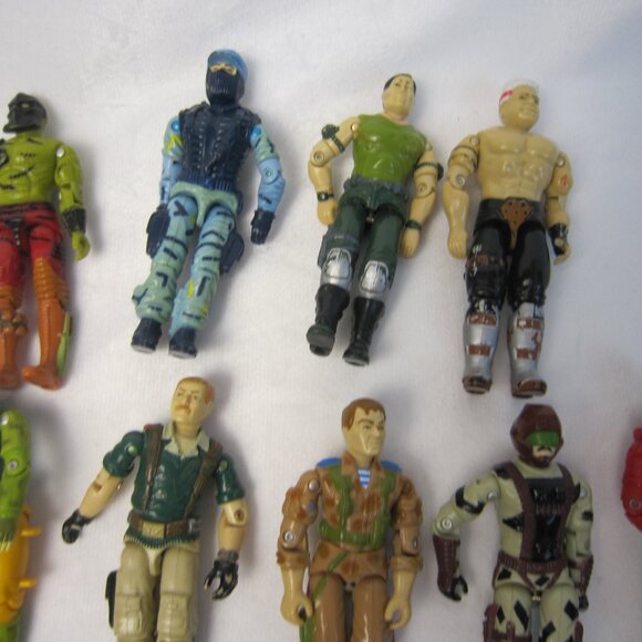 Vintage GI Joe ARAH Action Figure Mixed Lot of 32 Action Figures * Read Desc. - Picture 2 of 15